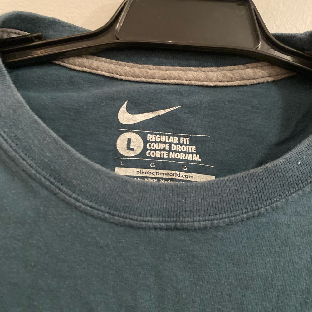 Nike RUN shirt - Picture 2 of 2